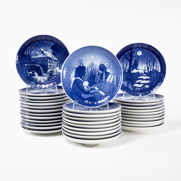 Jultallrikar, 34 st, B&G, Royal Copenhagen, diameter 18 cm