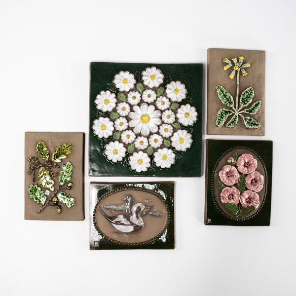 Väggreliefer, 5 st, stengods, JIE, 30x30 cm och mindre