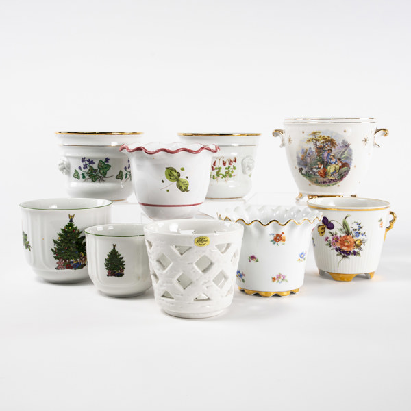 Ytterfoder, 9 st, bl a Gunnar Nylund, höjd 16 cm