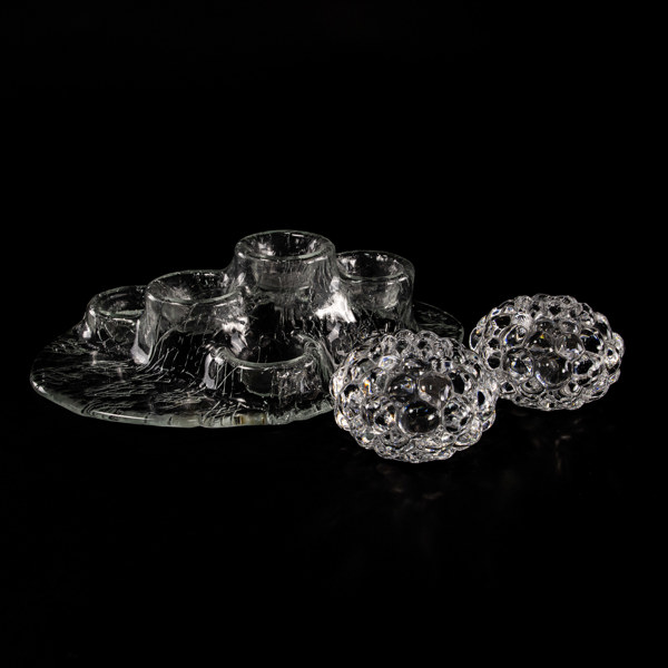 Ljuslyktor, 3 st, bl a "Hallon", Orrefors, högsta 9 cm