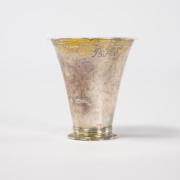 Bägare, silver, 1700-tal, höjd 6,5 cm