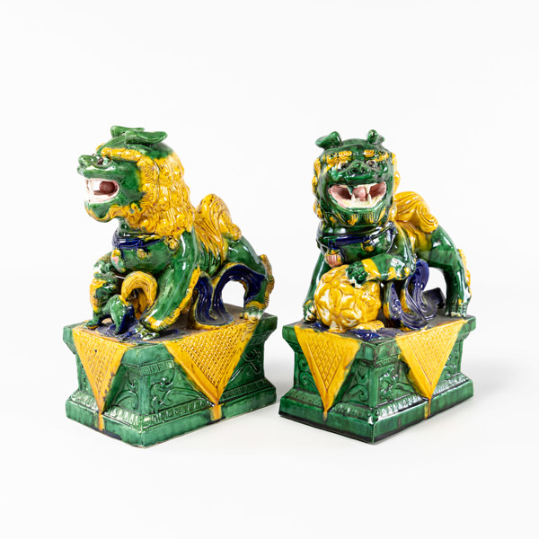 Fohundar, ett par, höjd 26 cm