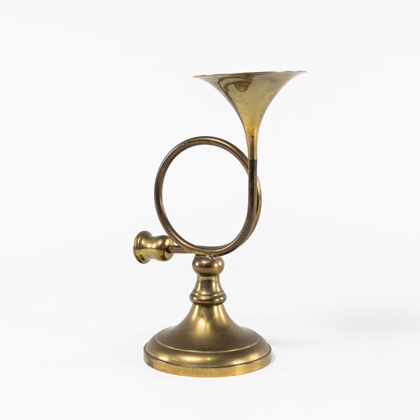 Trumpetljusstake, mässing, höjd 25,5 cm