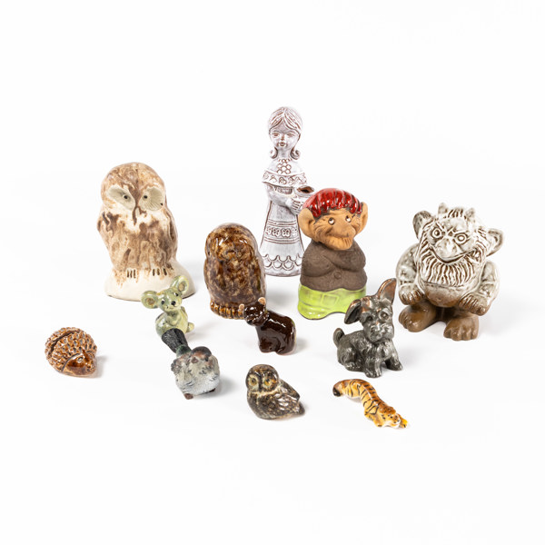 Figuriner, 12 st, bl a Tyskland, högsta 17 cm