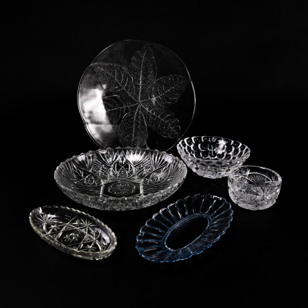 Skålar, fat, 6 st, bl a "Hallon", största diameter 34 cm