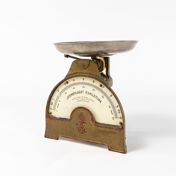 Äldre våg, Jernbolaget Eskilstuna, höjd 26 cm