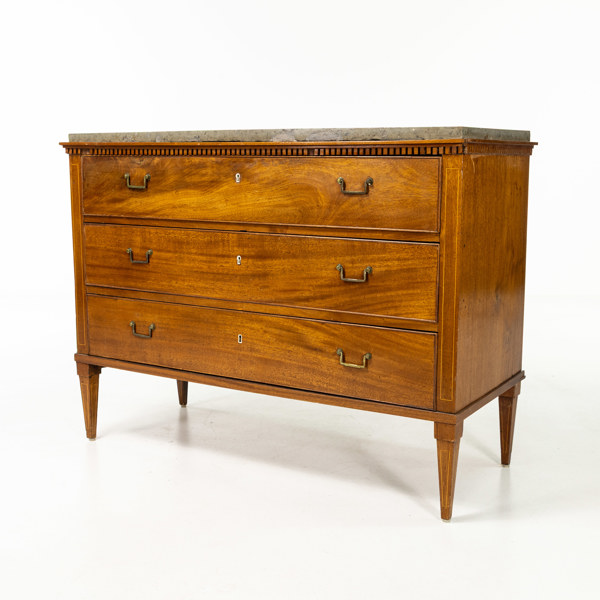 Byrå, gustaviansk, 17/1800-tal, bredd 116 cm