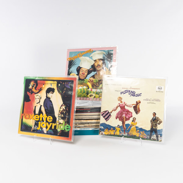 Vinylskivor, ca 35 st, bl a Roxette, Trazan & Banarne, Disney, m.m.