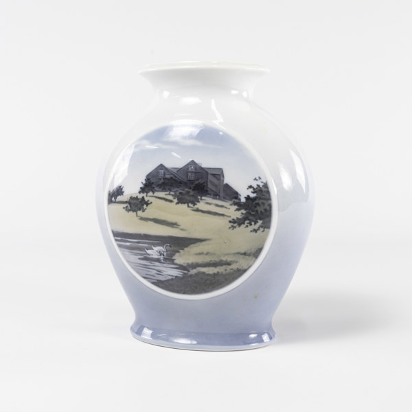 Vas, Royal Copenhagen, höjd 23 cm