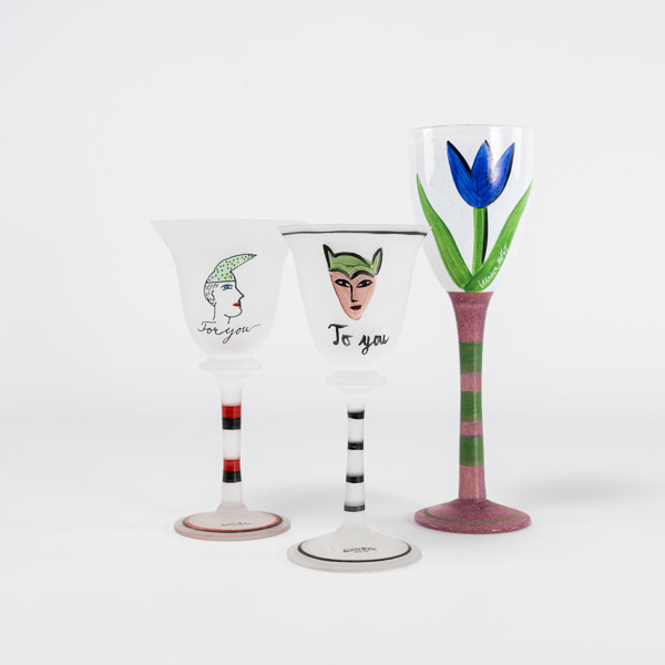 Ulrica Hydman-Vallien, pokalglas, 3 st, Kosta Boda, högsta 25 cm