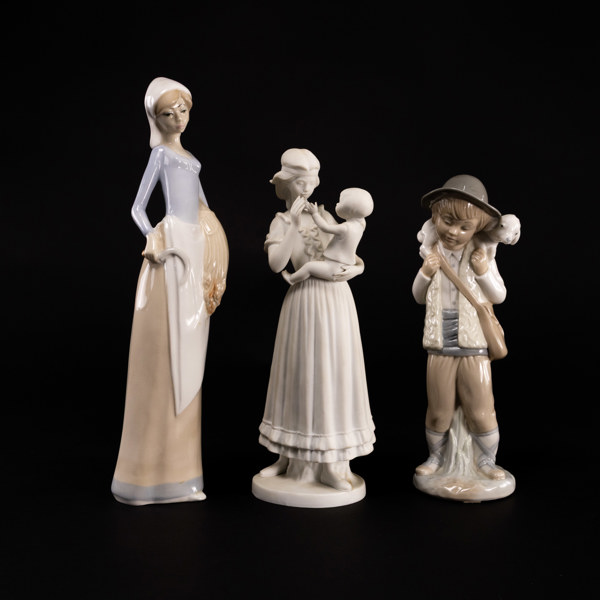 Figuriner, 3 st, bl a Goebel, högsta 33 cm