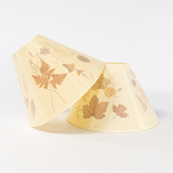 Vanja Sorbon Malmsten, lampskärmar, ett par, Ø 31 cm